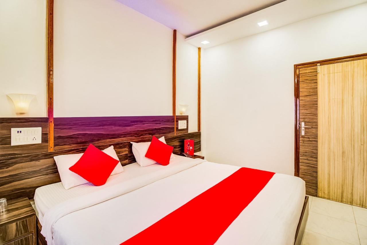 Hotel Super Collection O Panchratna Panvel Exteriér fotografie