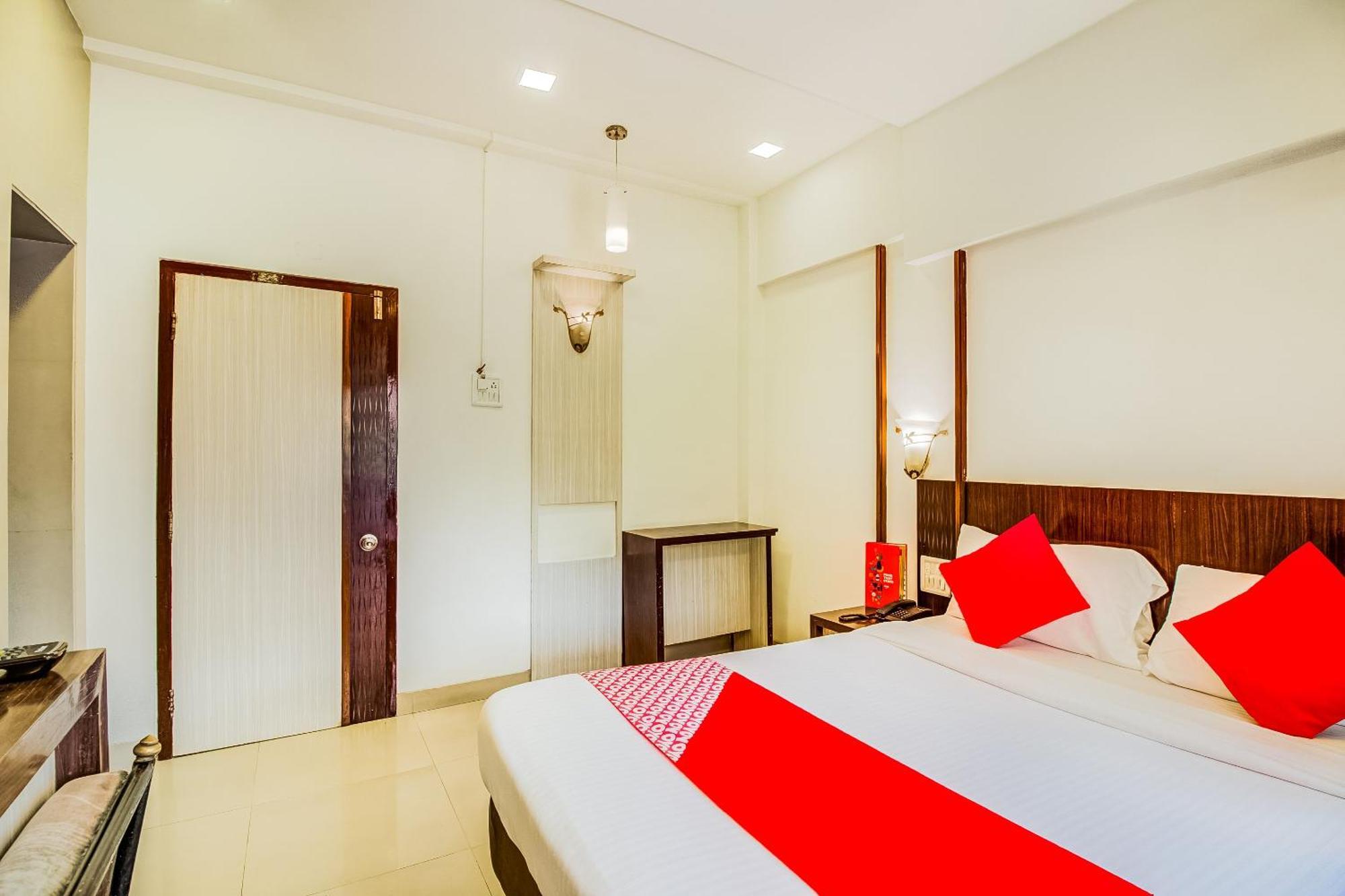 Hotel Super Collection O Panchratna Panvel Exteriér fotografie
