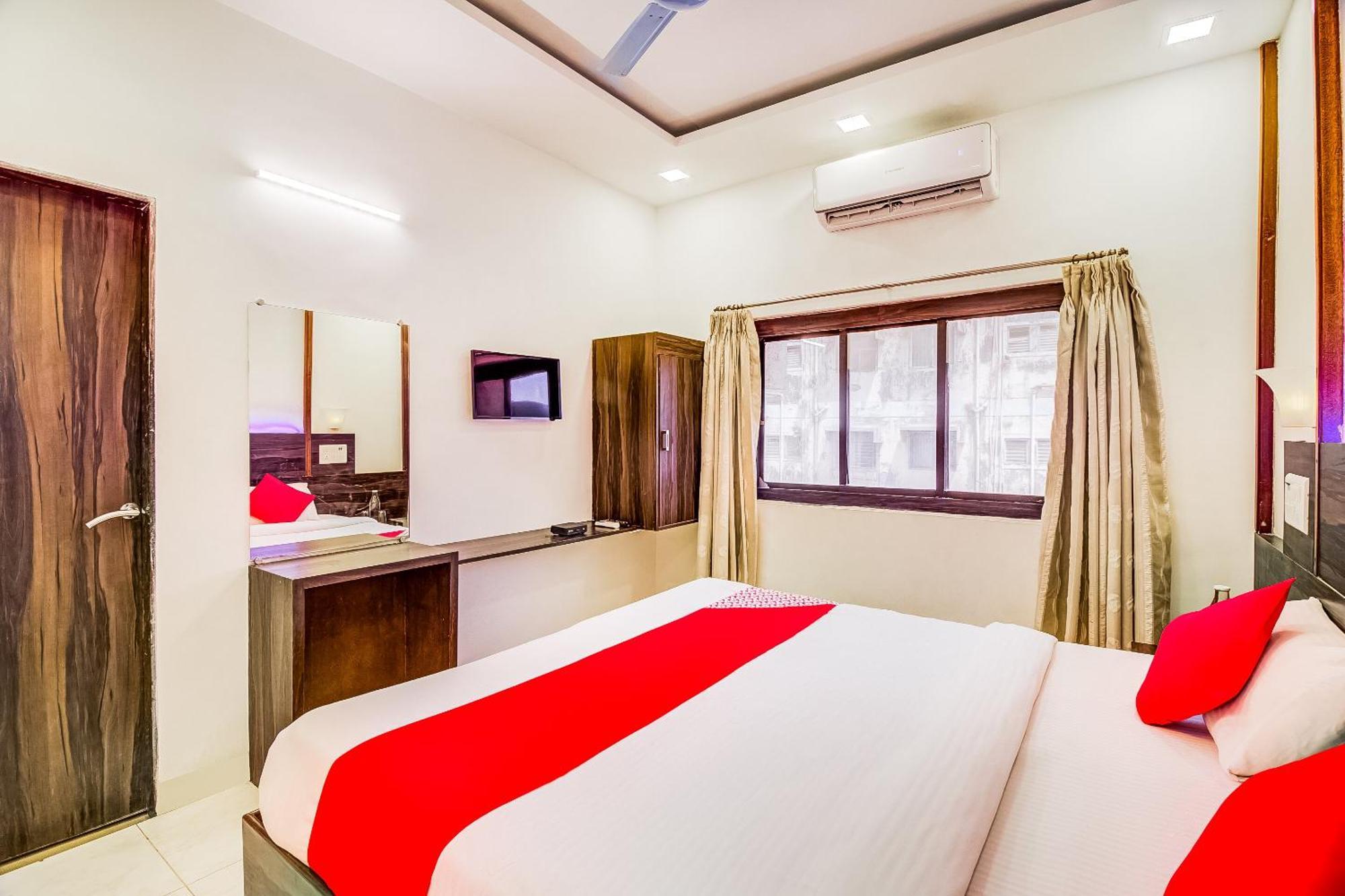 Hotel Super Collection O Panchratna Panvel Exteriér fotografie